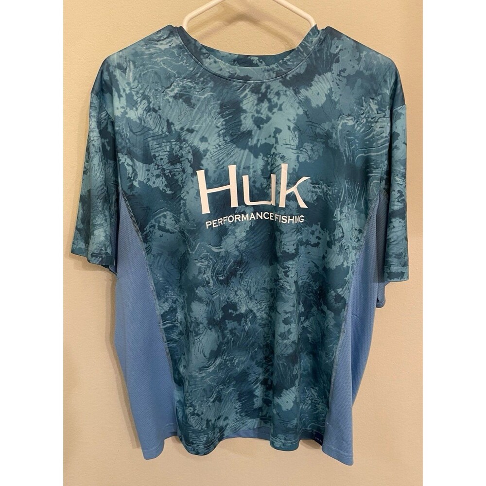Blue Huk Fishing Outdoor Men’s Shirt, Size Adult Large